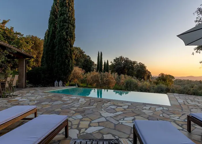 Villa La Nula 4, Emma Santa Luce