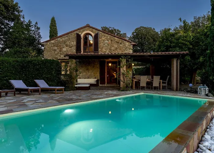 Villa La Nula 4, Emma